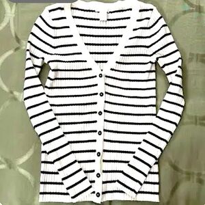 H&M Basics Black and White (XXL) Striped V-Neck Horizontal Casual Cardigan